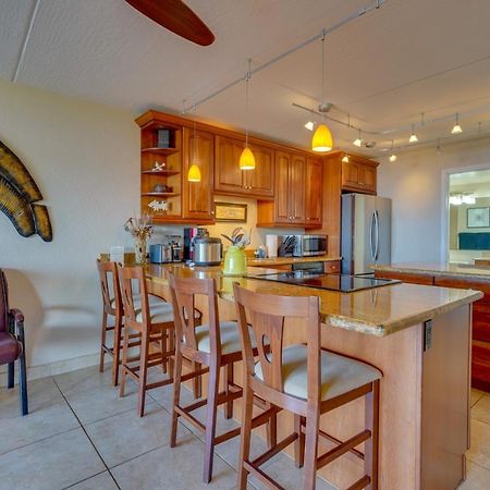Kona Pacific Top Floor Retreat Ocean View And Pool! ไคลัวโคนา ภายนอก รูปภาพ
